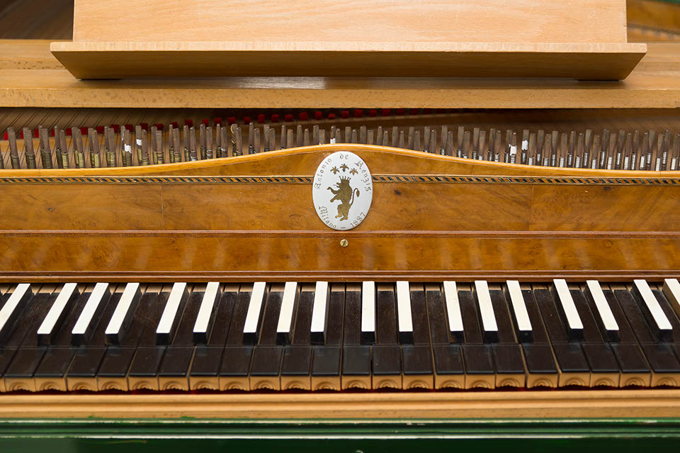 CLAV02